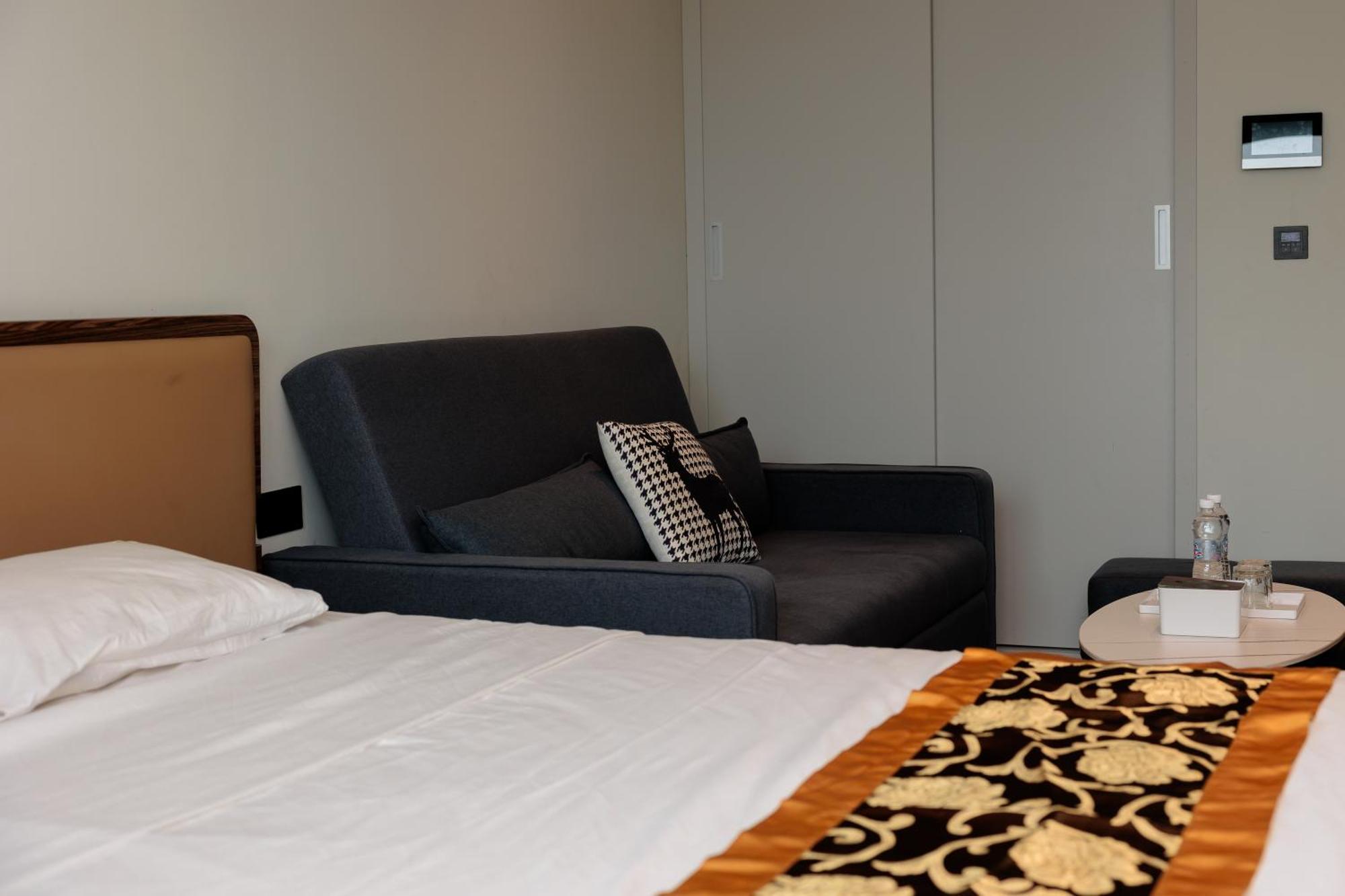 Comzy Ha Long Homestay Extérieur photo